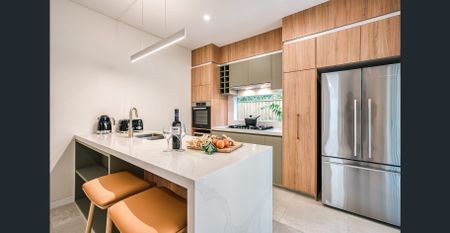 3 Bedroom Luxury House 6 week Lease, Available 10/11/25- Fully Furnished inclusive of Gym access - Photo 4