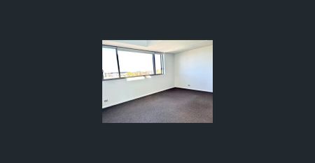 623/12 Grandstand Parade Zetland 2017 - Photo 3