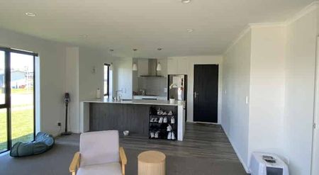 Near-New & Ready for You - Prime West Side Spot! - Photo 2