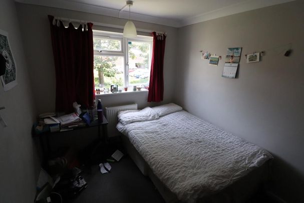 3 bedroom flat to rent - Photo 1
