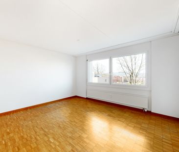 Schöne und helle Wohnung mit Sitzplatz - Photo 5