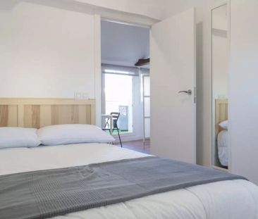 2-bedroom apartment for rent in Embajadores perfect for professionals - Photo 4