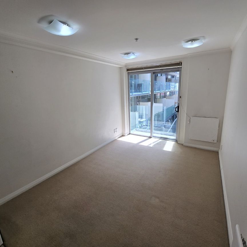 2 Bedroom Te Aro - Photo 1