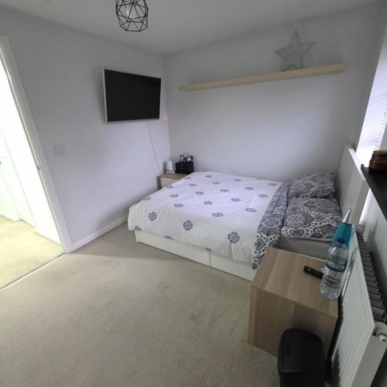 2 bedroom terraced house to rent - Photo 1