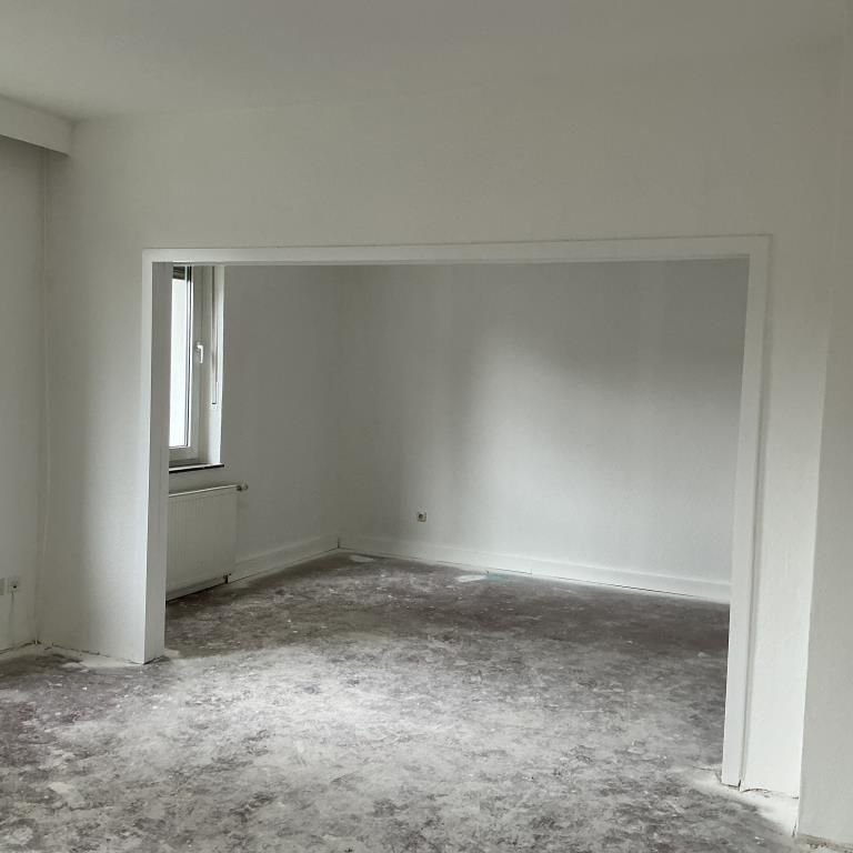2-Zimmer-Wohnung in Essen Frillendorf mit neuem Wannenbad! - Photo 1