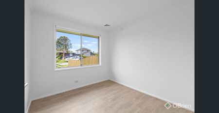 Newly renovated in a great location! - Photo 3