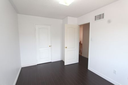 For Lease - 308 Castlemore Avenue, Markham, Ontario - Photo 4