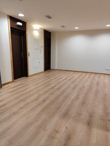 Piso de alquiler en Barri Gòtic - Photo 5