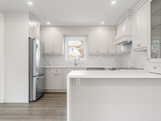 For Lease - 1627 Woodbine Heights Boulevard Unit# Main, Toronto, Ontario - Photo 1