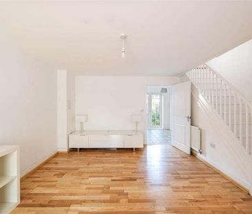 Brookfield Drive, Horley, RH6 - Photo 2