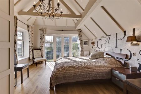 5 bedroom detached house to rent - Photo 4