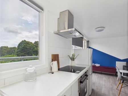 1 bedroom flat to rent - Photo 5