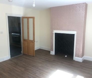 2 bedroom cottage to rent - Photo 2