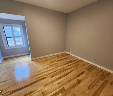 3 - 92 Marlborough Avenue - Photo 3