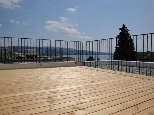 Stylish attic apartment with fantastic views - Photo 1