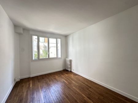 Location Appartement 2 pièces 51m² PARIS 17ème - Photo 5