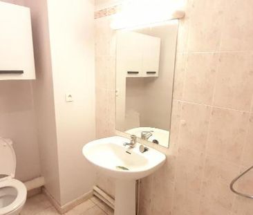 Location Appartement 1 pièce 22m² MONT DE MARSAN 40000 - Photo 2