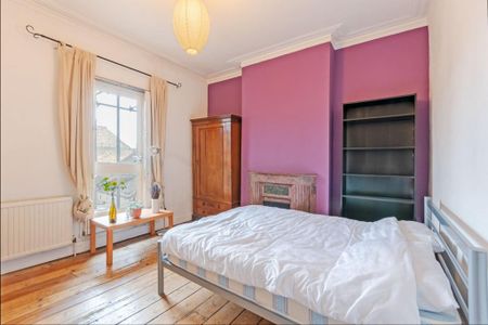4 bedroom flat to rent - Photo 4