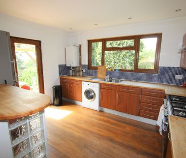 4 bed detached house to rent in Hastings, East Sussex - Photo 6