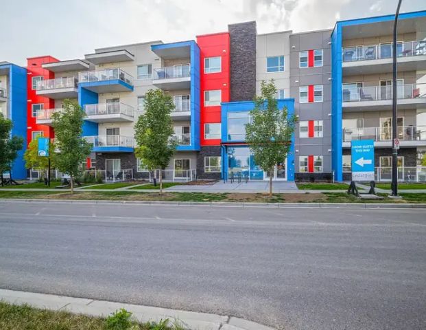 Cozy and spacious 2 bedroom apartment close to different amenities! | 1105 - 19489 Main St, Calgary - Photo 1