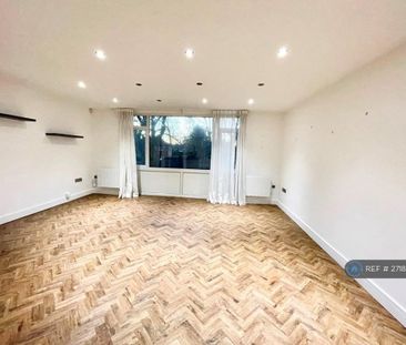 3 bedroom maisonette to rent - Photo 1