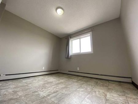 Mainstreet 402 - Photo 3