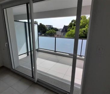 Appartement à louer 3 pièces 66.1m² - Photo 2