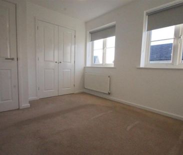 2 bedroom end of terrace house to rent - Photo 6