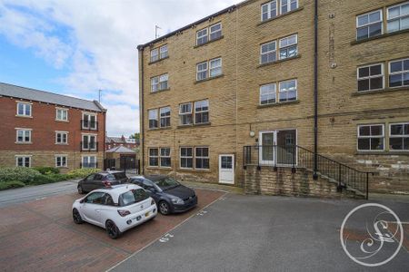 1 bedroom flat to rent - Photo 4