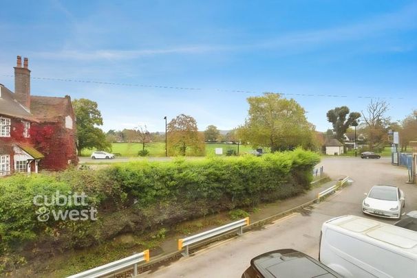 3 bedroom apartment to rent - Photo 1