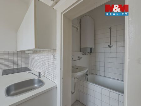 Pronájem bytu 1+kk, 25 m - Photo 5