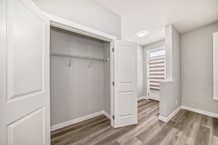 65 Lucas Way NW - Upper, Calgary - Photo 2