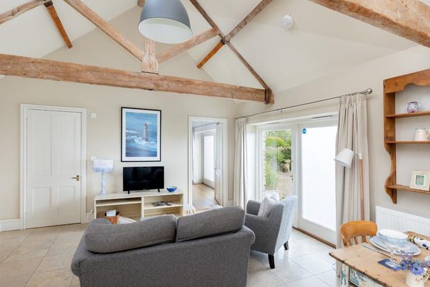 1 bedroom detached house to rent - Photo 1