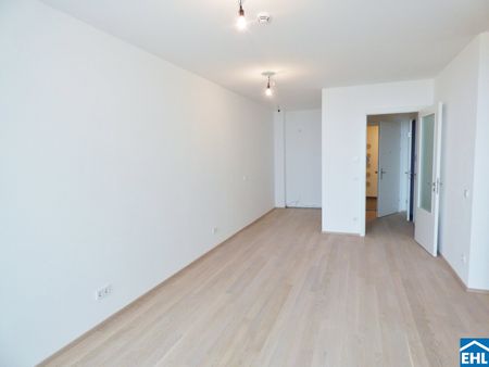 Traumhafte 2-Zimmerwohnung mit Balkon im 16. OG !!! - Photo 2