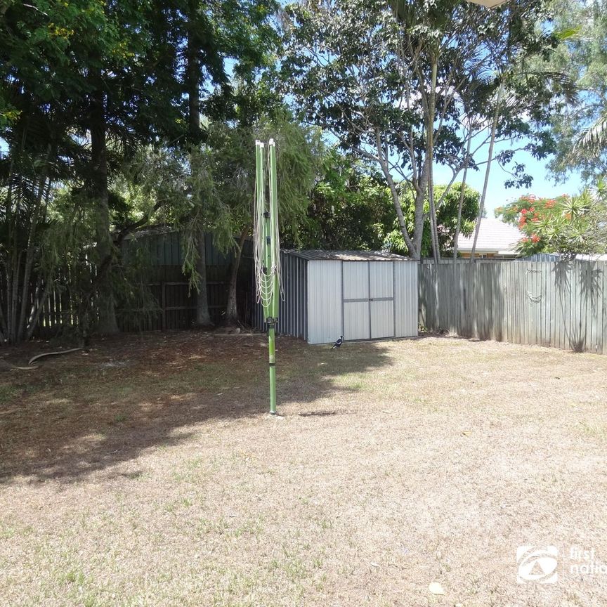 3 Madelin Court, 4158, Thorneside Qld - Photo 2