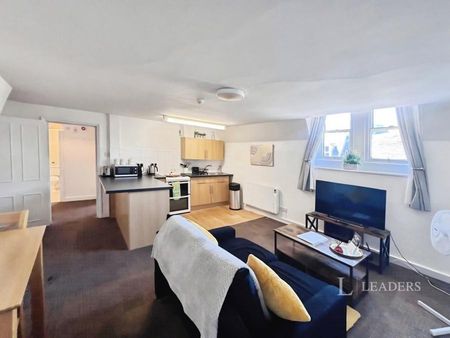 1 bedroom apartment to rent High Street, Stamford, PE9 - Photo 2