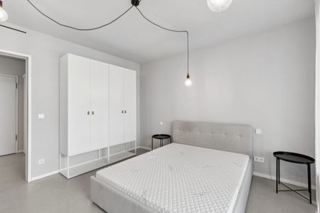 Modern two-room apartment in central urban location - Photo 5