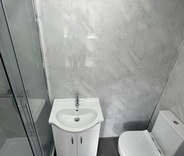 House share to rent - Photo 2