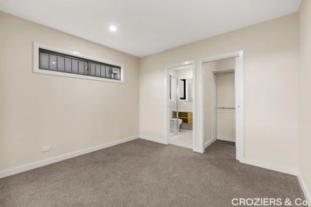 “Ideal Location” - Photo 5