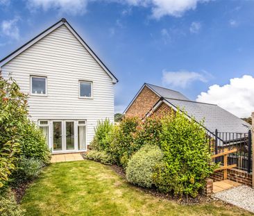 Foxglove Avenue, Bexhill-on-Sea, TN40 2GA - Photo 3