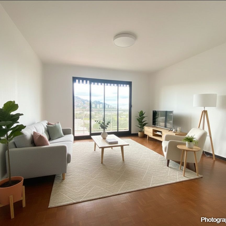 A louer, T3 rénové avec terrasse, vue mer, Résidence Michelet-de-Lattre (Marseille 9), - Photo 1