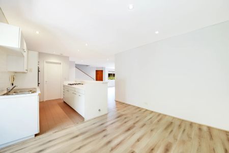 Unit 11/52-58 Daintrey Street, Fairlight. - Photo 2