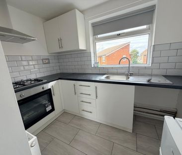 1 bed Apartment - To Let - Photo 3