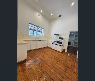 Character Two-Bedroom Home in Prime Unley Location - Photo 4
