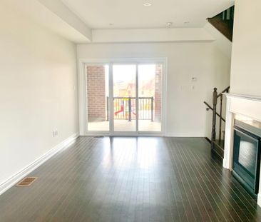 For Lease - 10 Oakmore Lane, Brampton, Ontario - Photo 5