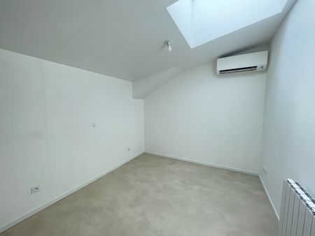 Location Appartement 3 pièces 84m² - Photo 5