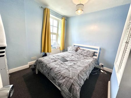 2 bedroom house share to rent - Photo 2