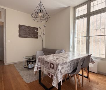 Location Appartement 3 pièces 54m² LA ROCHELLE 17000 - Photo 2