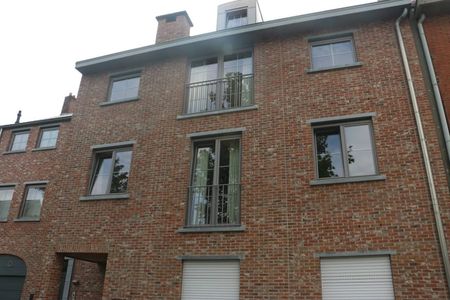 Appartement te huur - Photo 2