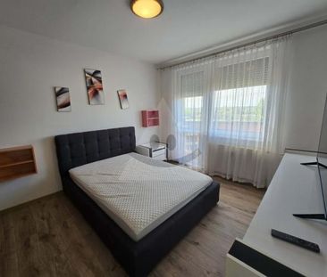 1-izbový byt byt, Komárno, Sídlisko VII, Dunajské nábr. - Photo 2